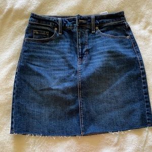 Old Navy Frayed Edge Jean Skirt